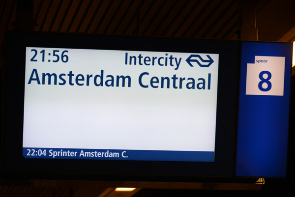 Intercity from Den Haag to Amsterdam Centraal