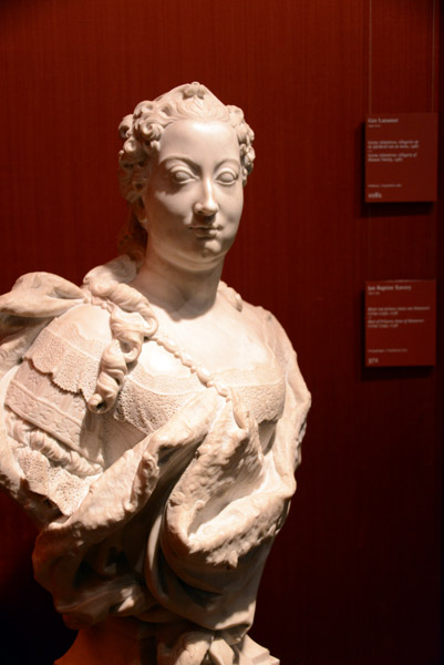 Female bust upstairs at the Mauritshuis