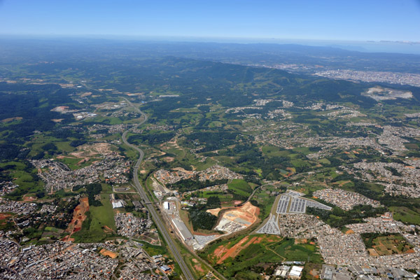 Via Dutre, the highway linking So Paulo and So Jos dos Campos