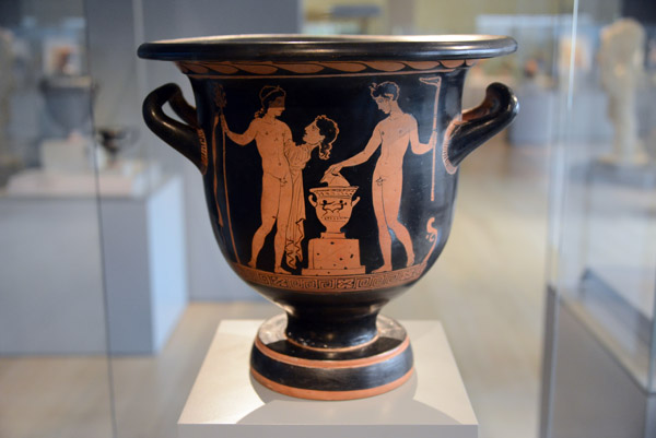 Bell Krater, Apulia, Hellenistic Italy, 410-390 BC