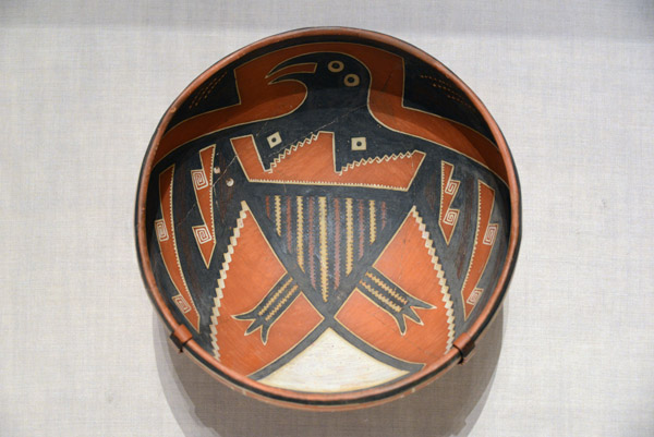 Bowl Depicting a Bird with Outstretched Wings, Cibola region of Arizona, 1300-1400