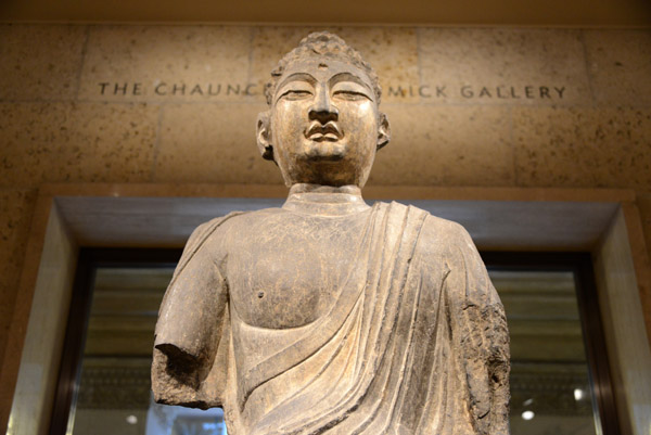 Buddha at the entrance to the Asian Gallery of the Art Institute of Chicago