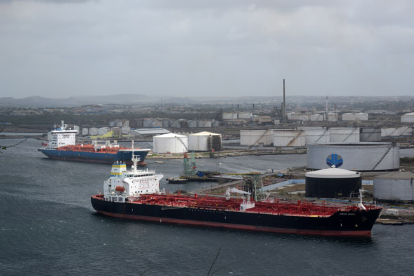Horizon Armonia, Port of Curaçao