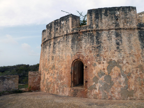 Upper tower entrance, Fort Beekenburg 