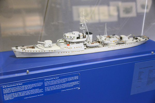 Model of the HNLMS gunboat Van Speyk, completed in 1942