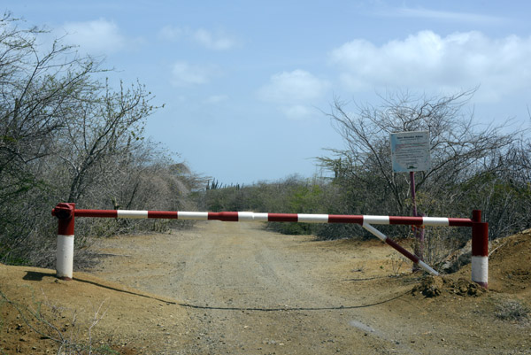 The road to Boca Hulu is gated closed