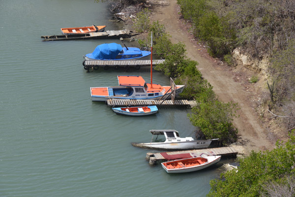 Boats in Santa Martha Baai