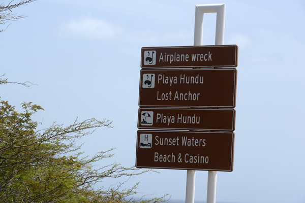 Playa Hundu at the mouth of Sta Martha Baai