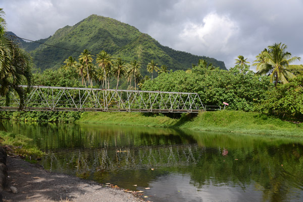 Tahiti - Route du Monoï
