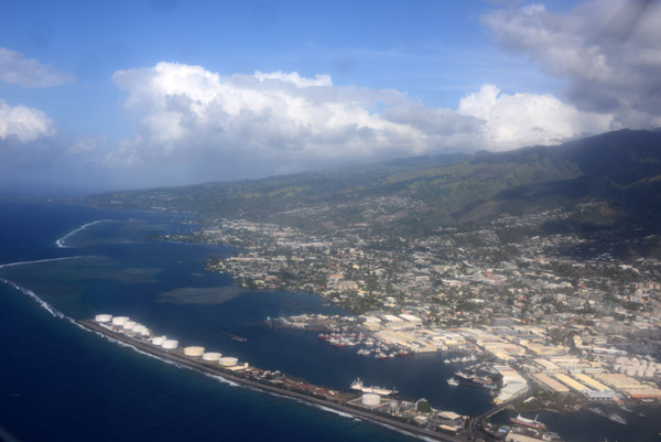 Tahiti is the main island of French Polynesia