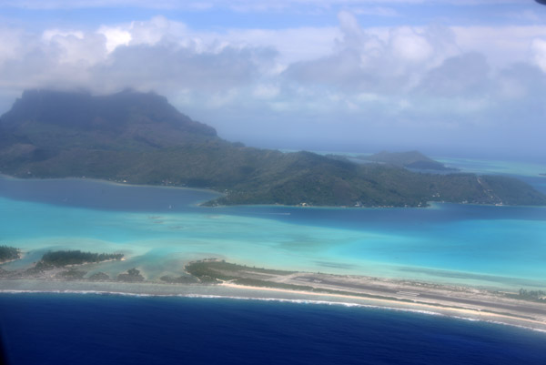 Bora Bora's airport, built on a motu, has a runway only 1500m (4900 ft) long, so intercontinental flights must land in Tahiti