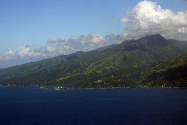 Tahiti comes back into view