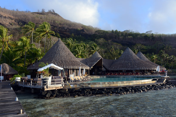 TahitiOct13 2051.jpg