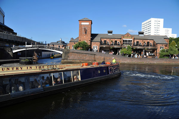 Boat on the Birmingham Canal