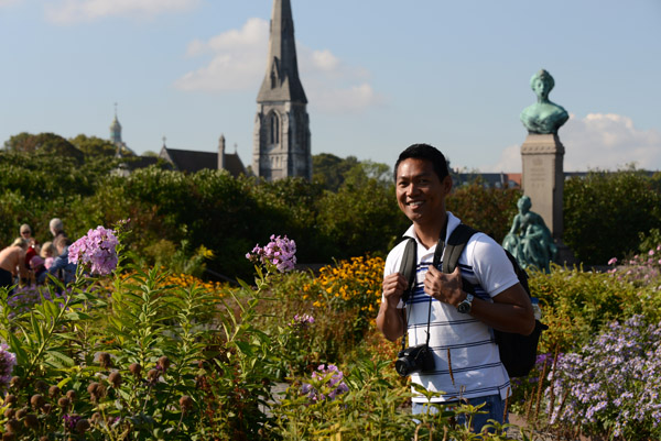 Dennis with the Princess Marie Memorial, Copenhagen