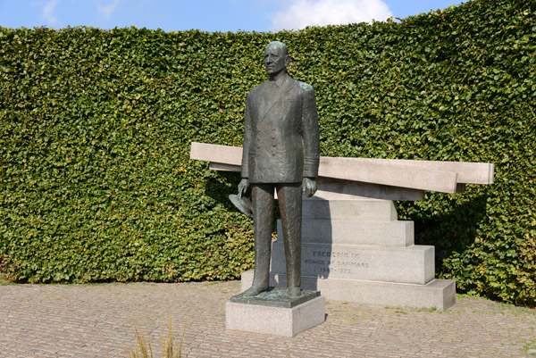 Frederik IX, King of Denmark by Knud Nellemose, 1981