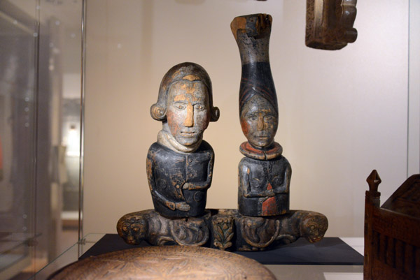 Seated figure of a man and a woman, National Museum of Iceland