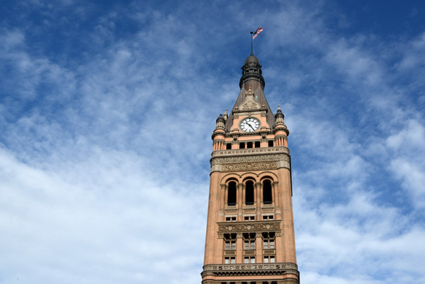 The bell tower of Milwaukee City Hall, 353ft/108m