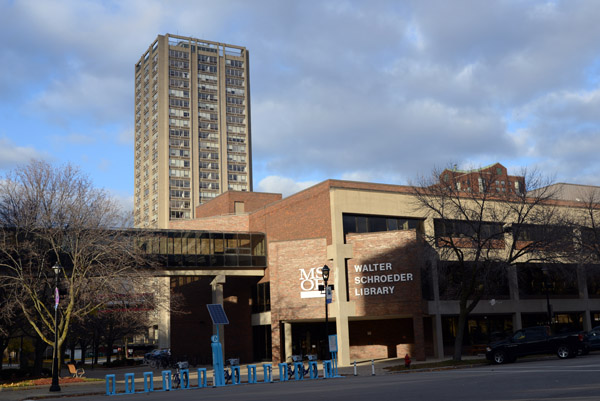 Milwaukee School of Engineering (MSOE) Walter Schroeder Library