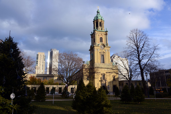 Cathedral of St John the Evangelist from Cathedral Square