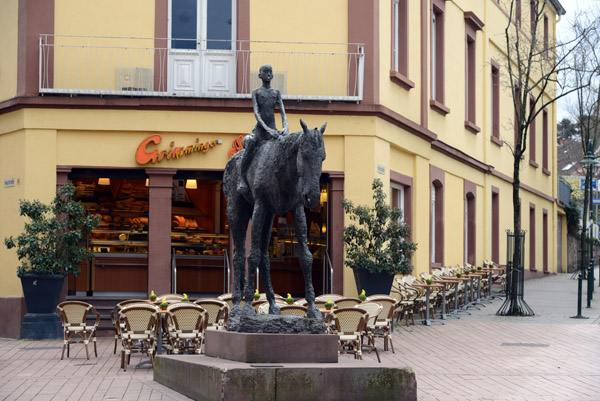 Weinheimer Reiterin sculpture of a girl on a horse, Sabina Grzimek, 1996, Hauptstrae