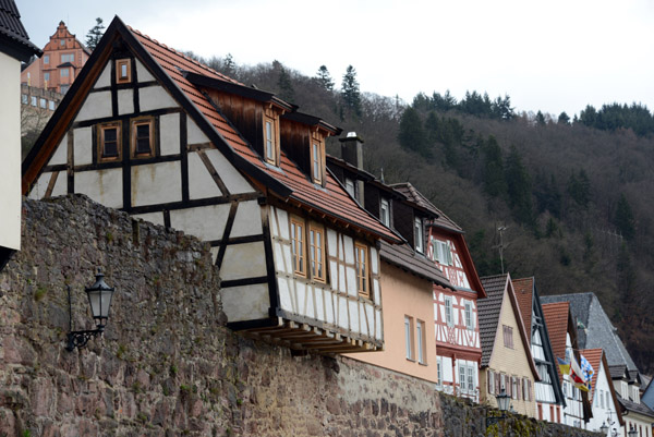 Fachwerk houses built atop the city wall, Hirschhorn