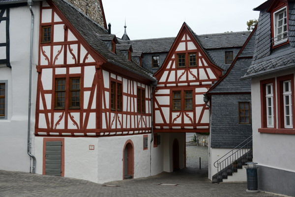 Heute besitzt Grafenschlo Dietz eine Jugendherberge und Museum