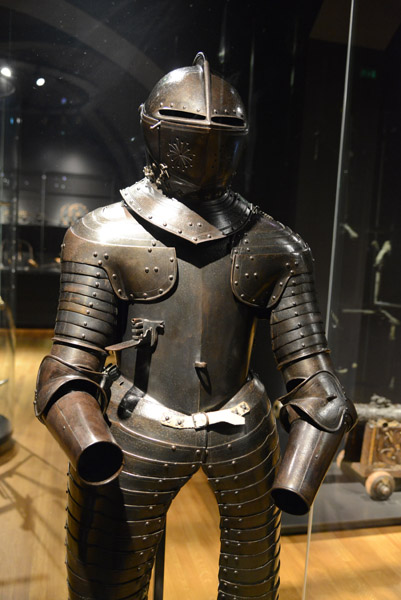 Armor worn at the funeral of Michiel de Ruyter, English, 16th-17th C.