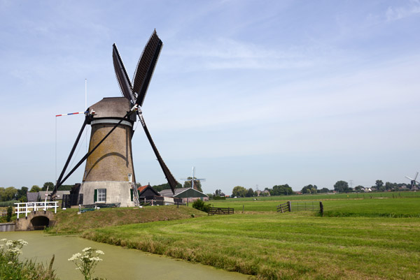 De Peilmolen polder drainage windmill, 1818, Oud-Alblas