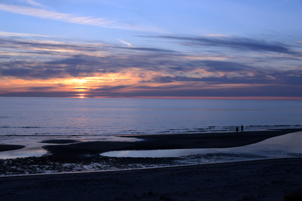 Summer sunset on the northwest coast of Ls