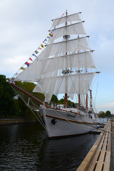 Meridianas, a 1948 barque, restored 2012-13