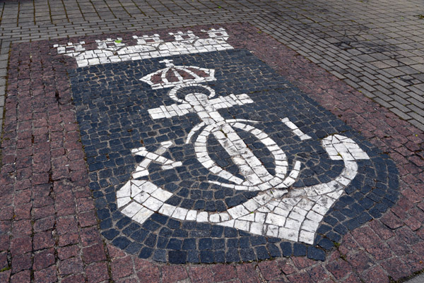 Street mosaic of a crowned anchor, Klaipeda