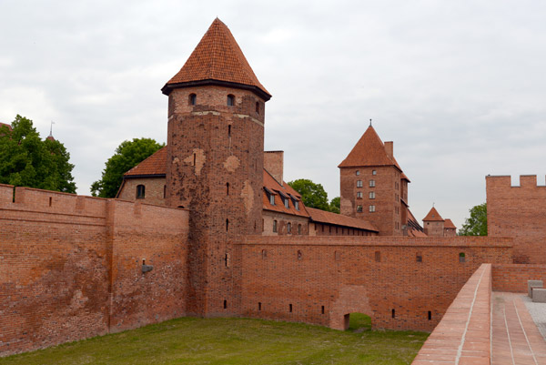 Old moat of the Auenbefestigungen - Outer Defences, Marienburg - Malbork Castle