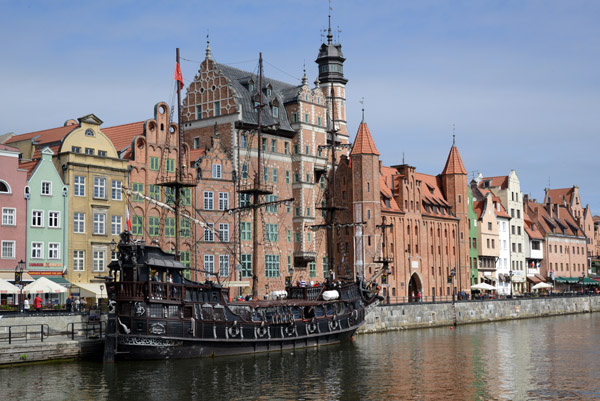 Statek Czarna Perła - the Black Pearl, Gdansk