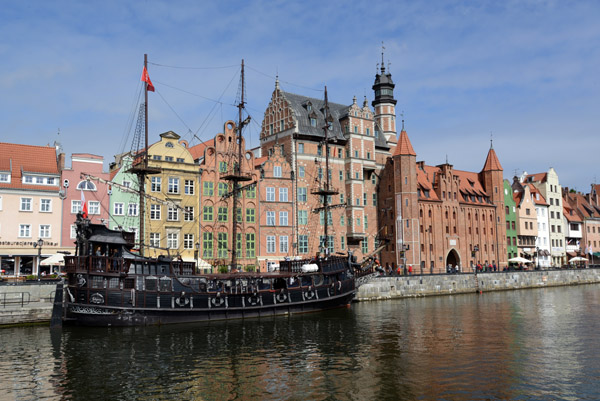 Statek Czarna Perła - the Black Pearl, Gdansk