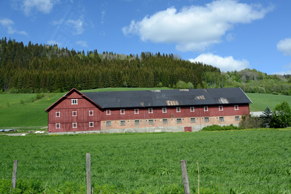 Red barn, Vestringsvegen (Fv355), Bdal, Vestre Gausdal