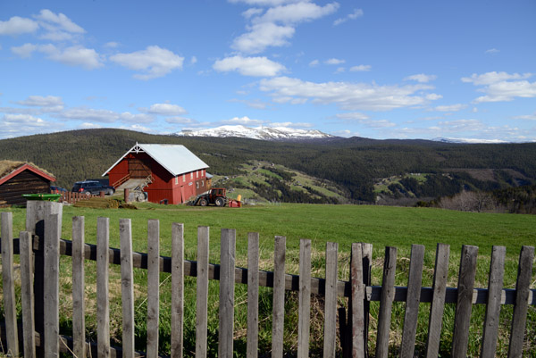 Norwegian red barn, Skbuvegen 2567, Skbu