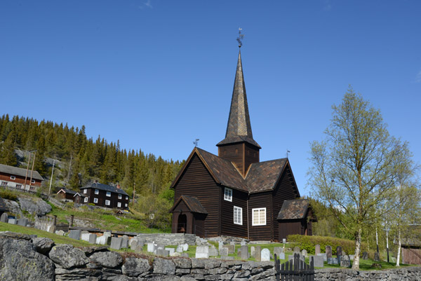 Kvikne kyrkje, Skåbuvegen, Vinstra