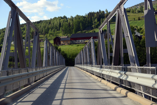 Fv256 bridge over Gudbrandsdalslgen, Sr-fron