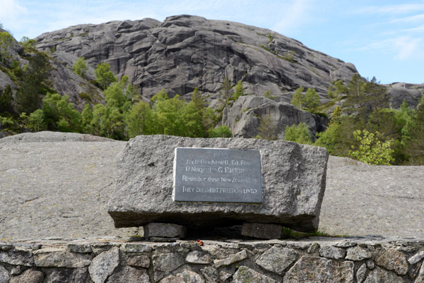 Memorial stone to the 4 New Zealand airmen lost in the 1945 raid on Jssingfjord 