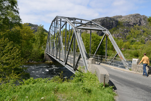 Bridge over the Sirena River at na-Sira, which forms the boundary between Rogaland and Agder counties