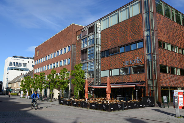 Kristiansand folkebibliotek, Rdhusgata 11