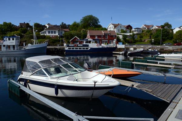 Small motorboat, Lillesand havn