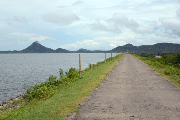 The road across the Lunugamwehera Reservoir