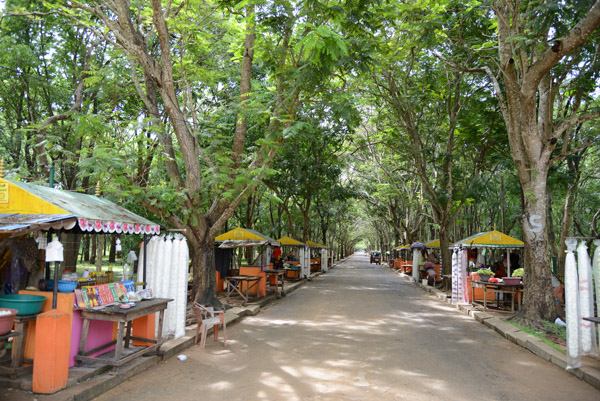 Road at the west gate to the sacred district of Kataragama