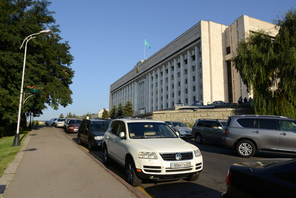 The current city council dates to the Soviet-era and was the former Presidential Palace of the Republic of Kazakhstan