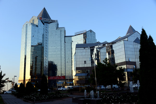 Nurlytau Complex, Almaty