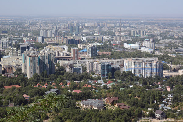 Wider view with Republic Square and the new districts to the south, Almaty