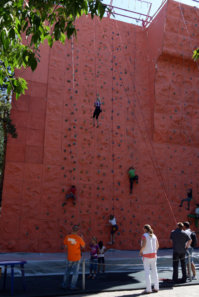Climbing wall, Kok-tobe