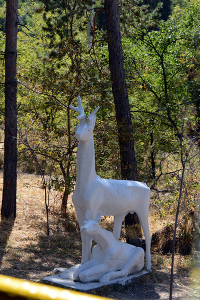 Roadside animal sculpture